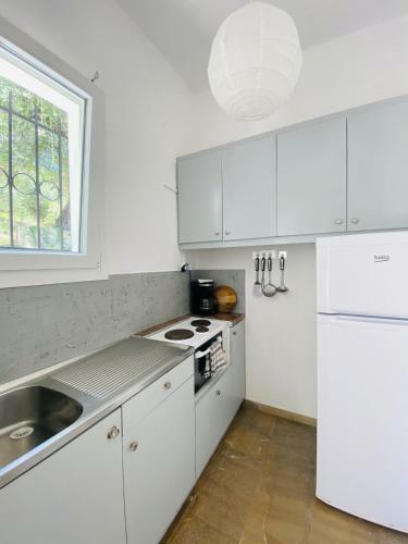 Olive Grove Poolside Apartments