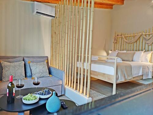 Villa Sea & Cliff Luxury Suites By Corfuescapes