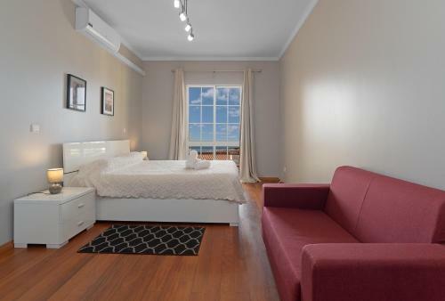 Charming Villa In Funchal