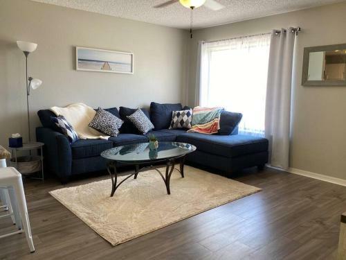 Great Getaway Home. Close To Shopping And Beaches