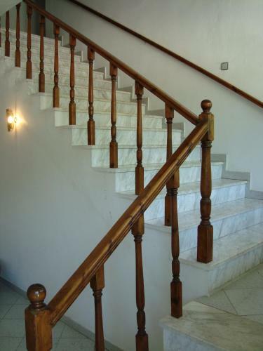 Amarandos Studios (rooms & Apartments)
