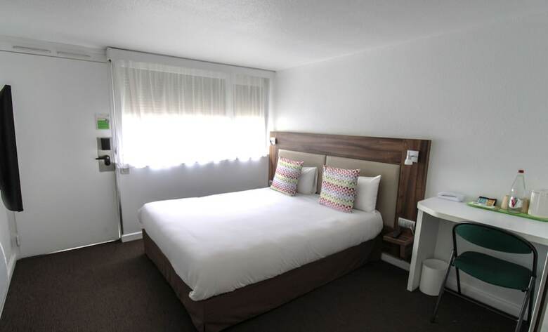 Hotel Campanile Melun Senart - Vert-saint-denis