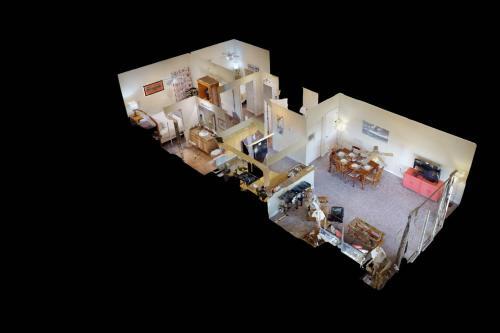 209 - Palms Of Treasure Island Resort