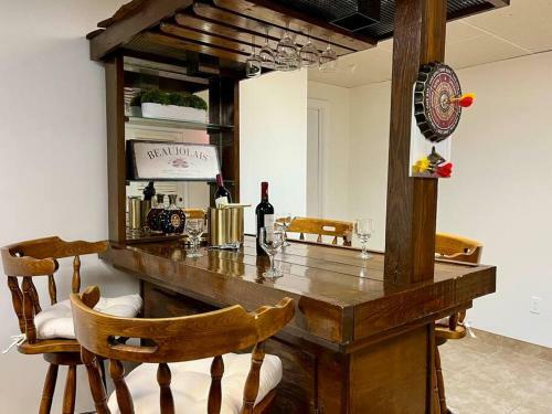 Relaxing Family Retreat/pool Table/large Deck/5beds/3baths