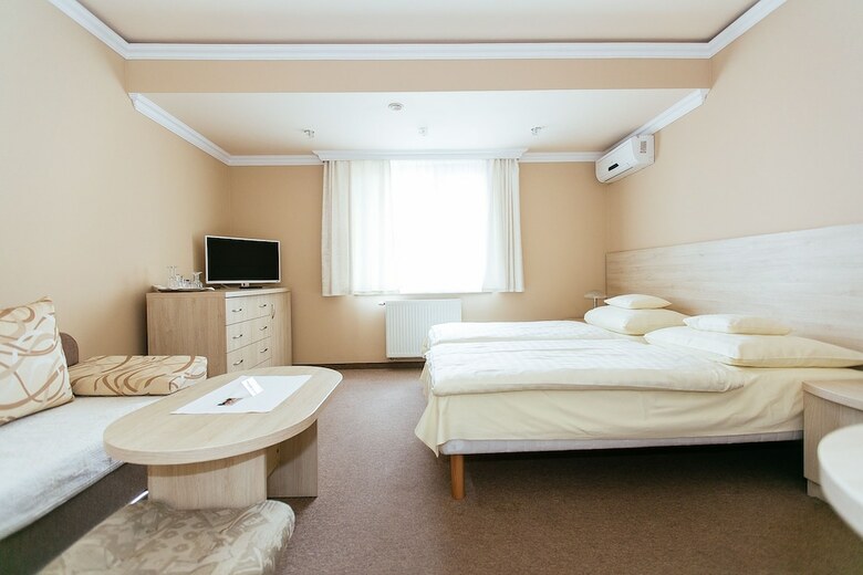 Hotel Dom Nad Rzek?