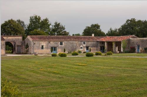 Bed & Breakfast Chambres D'h�tes Logis De L'astr�e