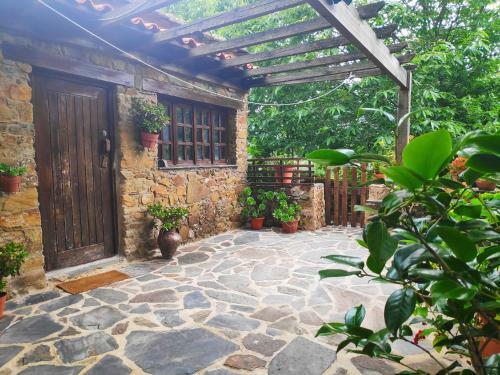 Casa Em Xisto Na Serra Da Lous�, Gondramaz