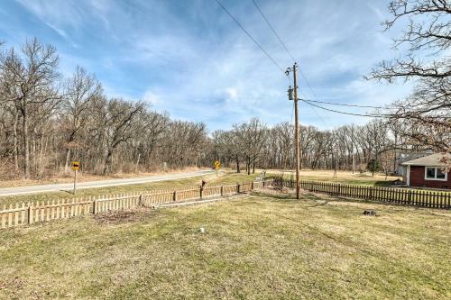 Renovated Home With Deck, Steps To State Park!