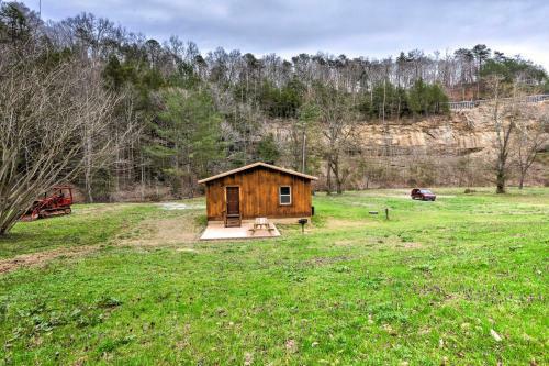 Beattyville Cabin About 24 Mi To Red River Gorge!