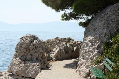 Apartments On The Beach-drvenik
