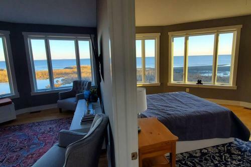Round House -- Panoramic Views -- Chesapeake Bay