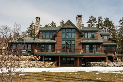 Lake Winnipesaukee - Waterfront - 527