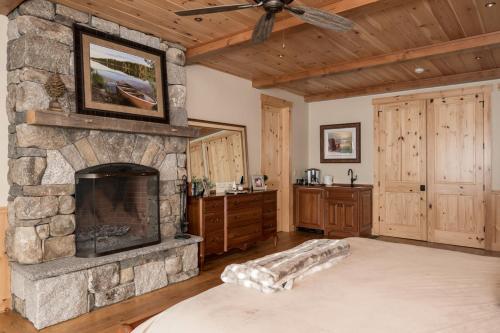 Lake Winnipesaukee - Waterfront - 527