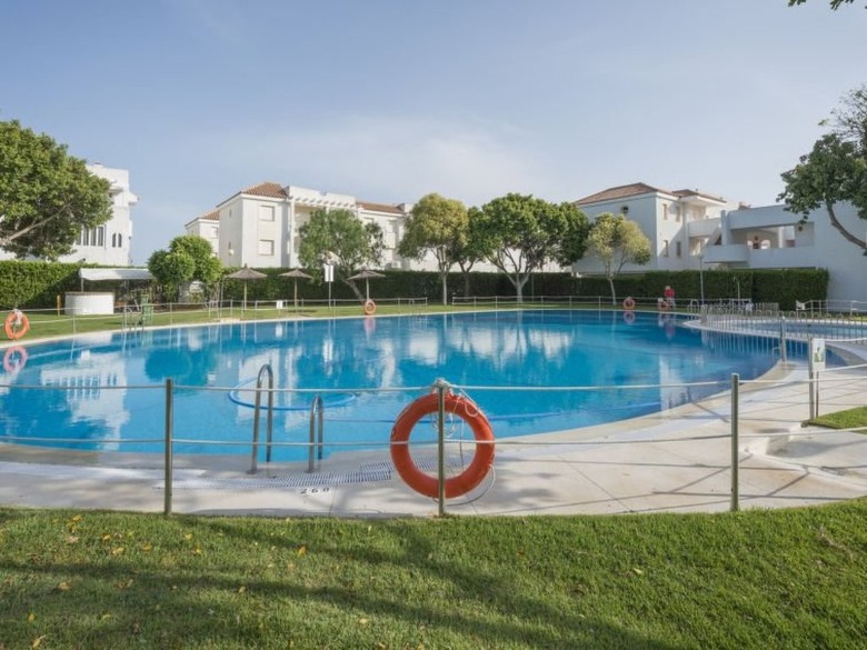 Apartamento Urb Pinar Almadraba Rota