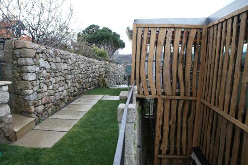 Bed & Breakfast Muralha Charm House