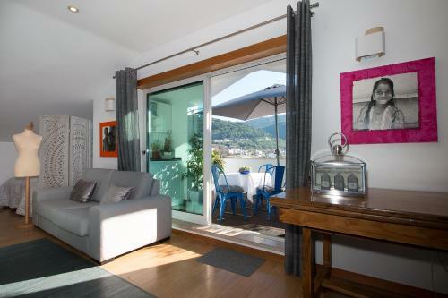 Hostal Lous� Varanda's House