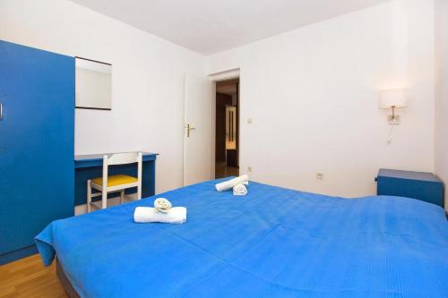 Apartment Tvrdni Dolac 4008c