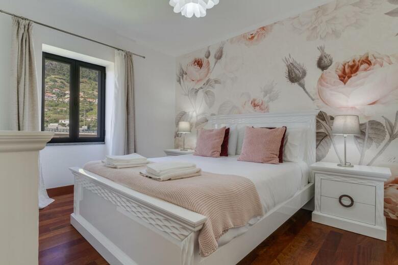 Villa Luxurious House Of Passion