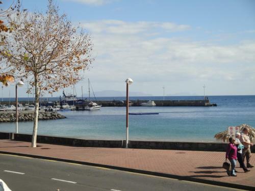 Apartment Machico Near The Beach
