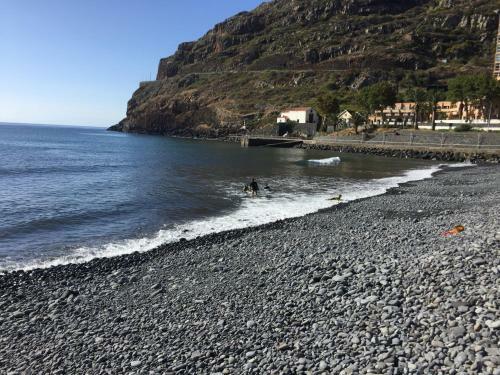 Apartment Machico Near The Beach