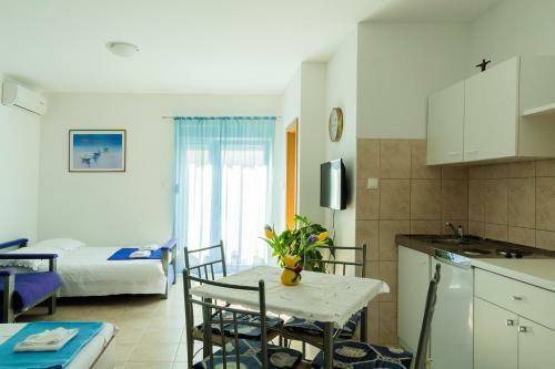 Apartmani Tafra Du?e-omi?