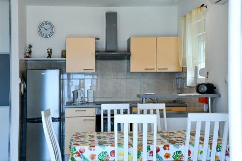 Apartmani Tafra Du?e-omi?