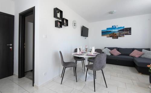 Apartmani Tafra Du?e-omi?