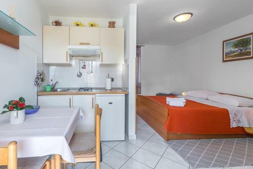 Hostal Apartments Grgeta Funtana