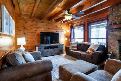 Black Bear Lodge Mtn View Wood Fireplace