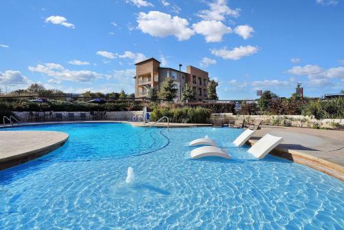 Luxury Apartments Near Downtown Austin