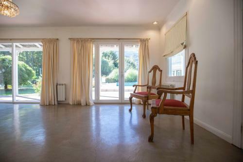 Casa Quinta Pileta Y Quincho Totalmente Equipada