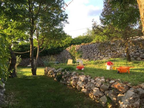 Casa Matea With Pool, Jacuzzi & Souna In A Green Oasis, Kvarner