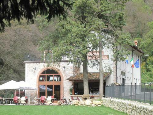Bed & Breakfast Locanda Al Confin - Osteria Le Piere