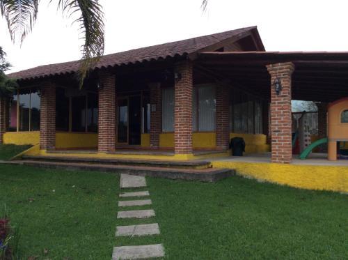 Cabanas La Chicharra