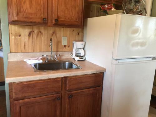 Valley Brook Cottages And Cabins
