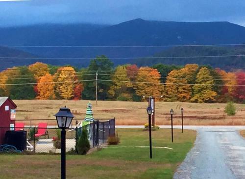 Valley Brook Cottages And Cabins