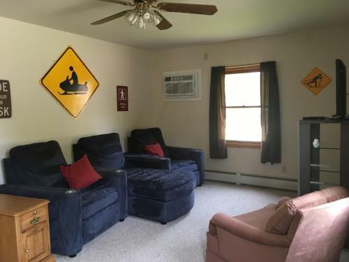 Gilcrest Cottages And Motel