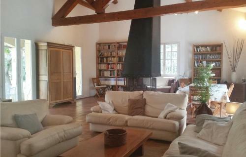 Holiday Home Chemin De La Roque