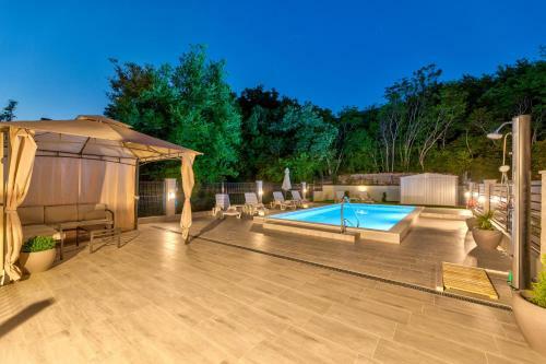 Holiday House Sea Valley