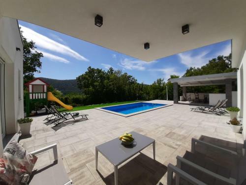 Holiday Home In Grizane 41378