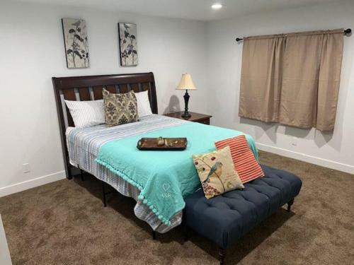 Modern 7 Bedroom 4 Bathroom Home Tooele 16 Guests