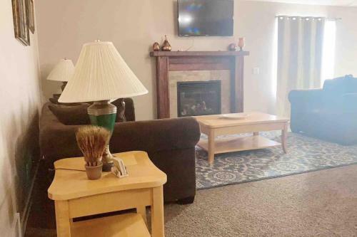 Modern 7 Bedroom 4 Bathroom Home Tooele 16 Guests