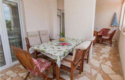 Stunning Apartment In Grebastica With Wifi And 2 Bedrooms