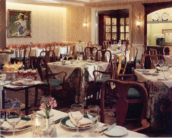 Sutton Place Hotel Vancouver - Deluxe