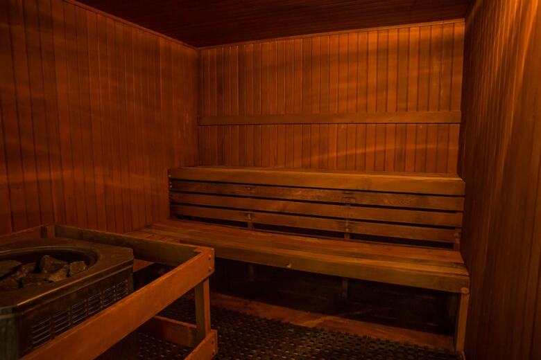 Rosedale  Hotel - 2 Bedroom Suite