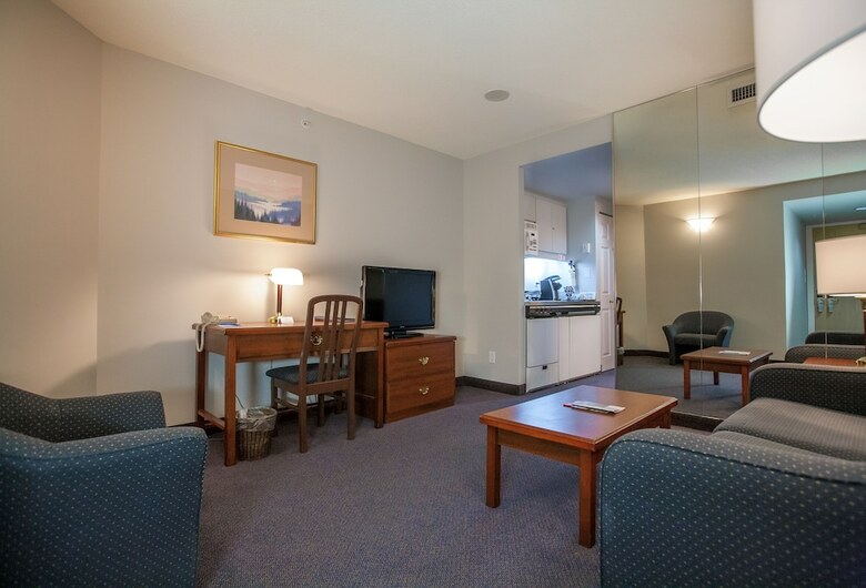 Rosedale  Hotel - 2 Bedroom Suite