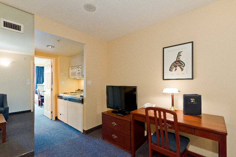 Rosedale  Hotel - 2 Bedroom Suite