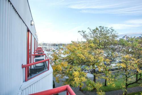 Granville Island Hotel -standard