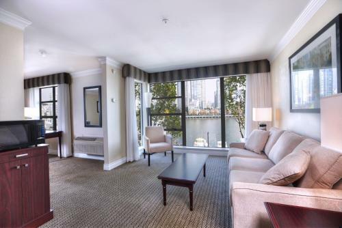 Granville Island Hotel -standard