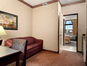 Ramada Hotel & Suites Metrotown